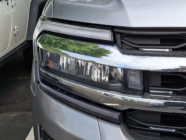 Used 2024 Ford Expedition Limited AWD/4WD image 5