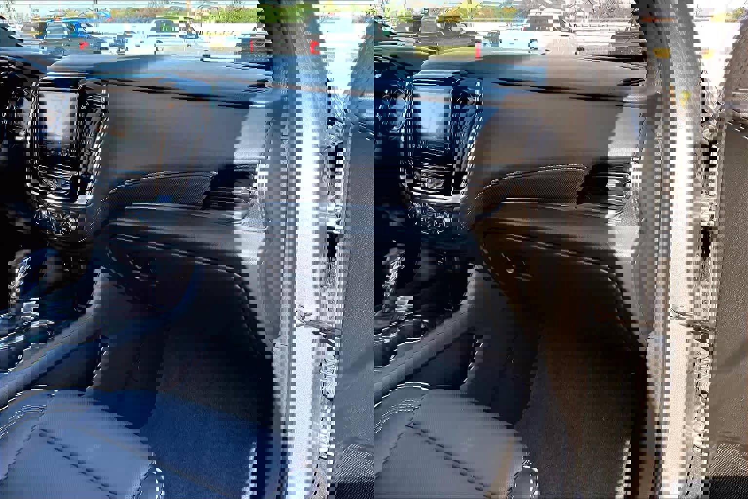 Used 2023 Chevrolet Traverse Premier w/ Redline Edition image 18