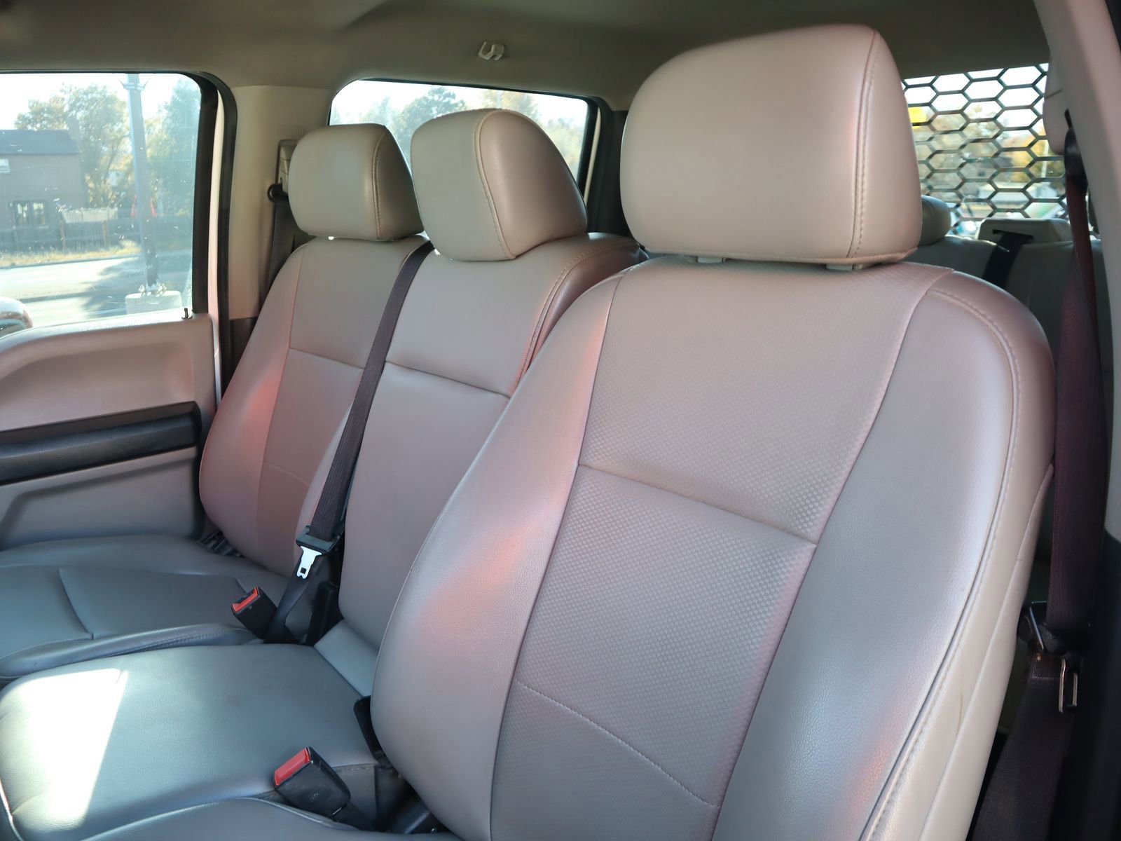 Used 2020 Ford F350 XL w/ Power Equipment Group image 31