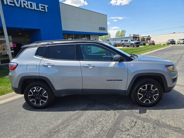 Used 2020 Jeep Compass Trailhawk AWD/4WD image 2