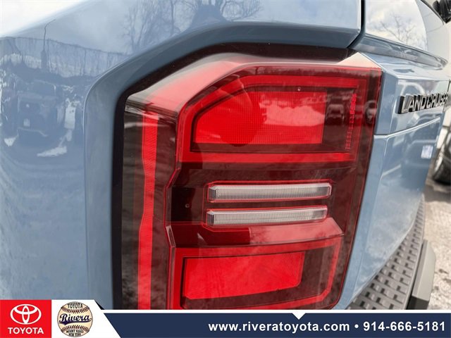 Used 2024 Toyota Land Cruiser image 10