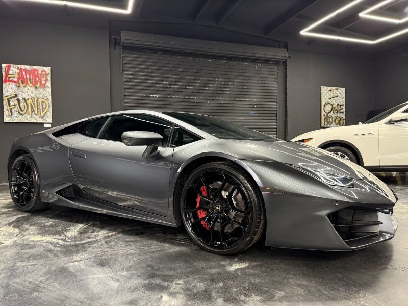 Used 2018 Lamborghini Huracan LP 580-2 RWD image 3