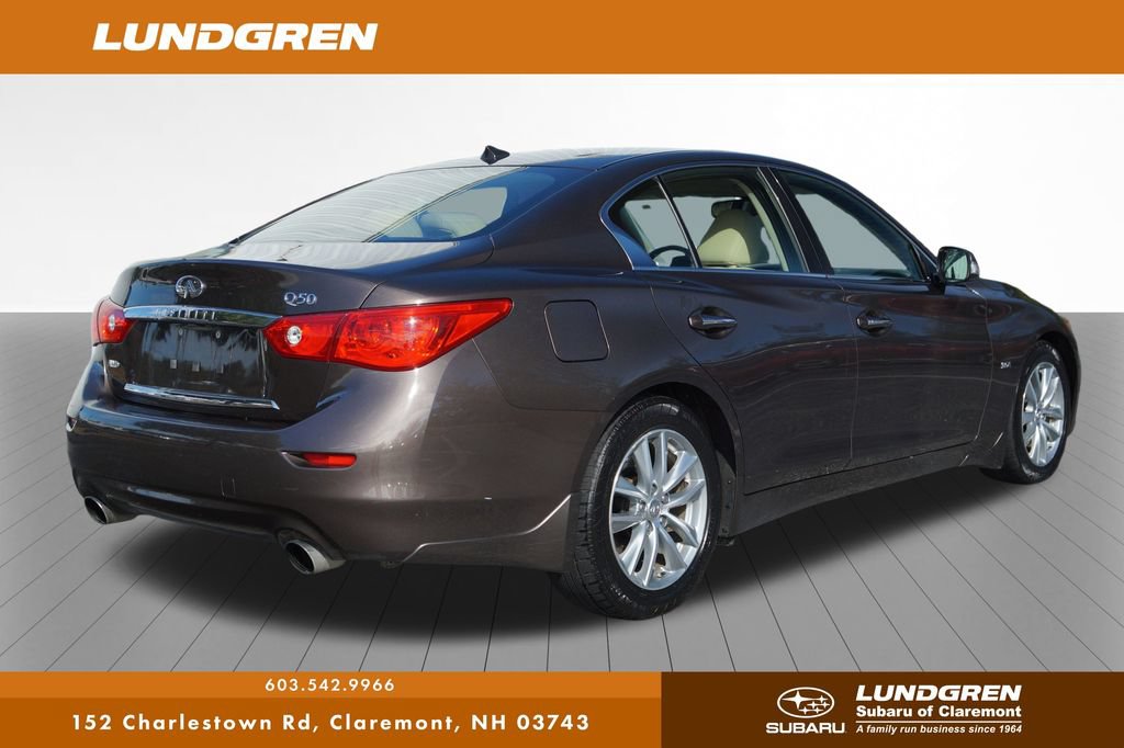 Used 2017 INFINITI Q50 3.0t Premium w/ 3.0T Premium Plus Package AWD/4WD image 3