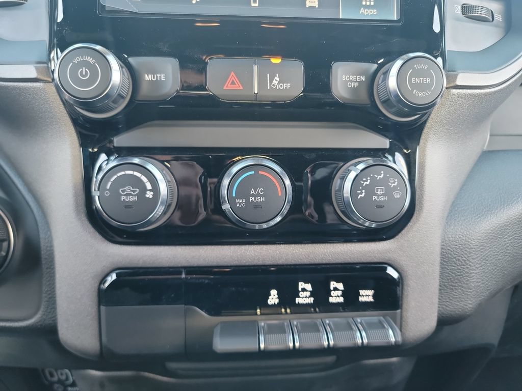New 2026 RAM 1500 Tradesman AWD/4WD image 19