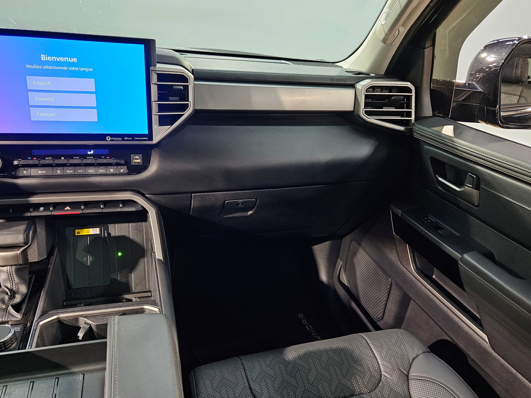 Used 2023 Toyota Tundra Limited w/ Power Package image 11