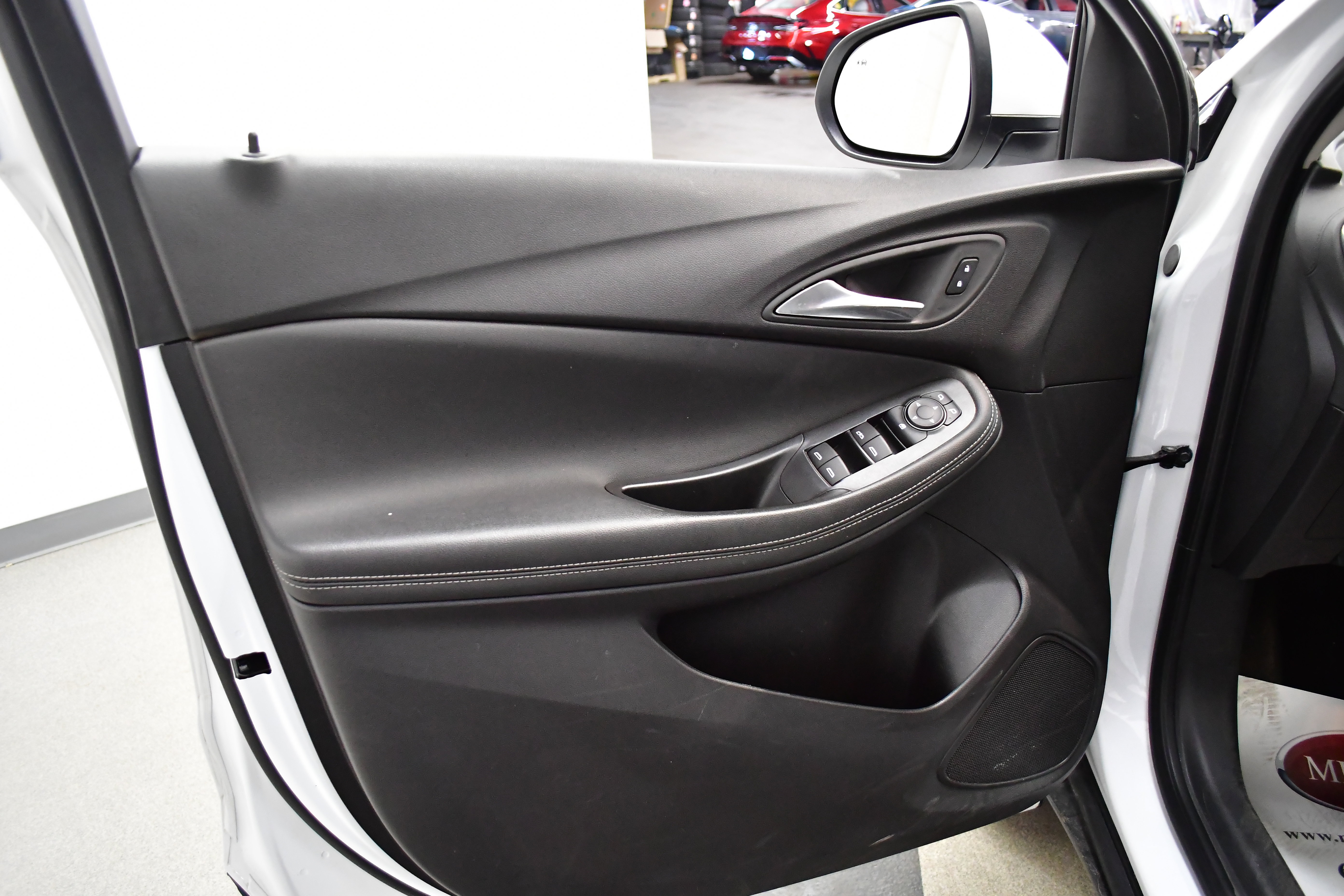 Used 2025 Buick Encore GX Preferred image 17