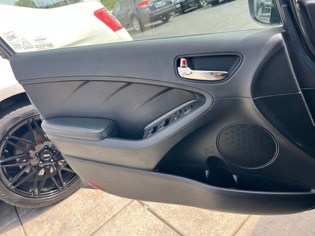 Used 2016 Kia Forte LX w/ LX Popular Plus Package FWD image 14