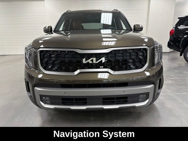 Used 2023 Kia Telluride SX Prestige X-Line AWD/4WD image 2