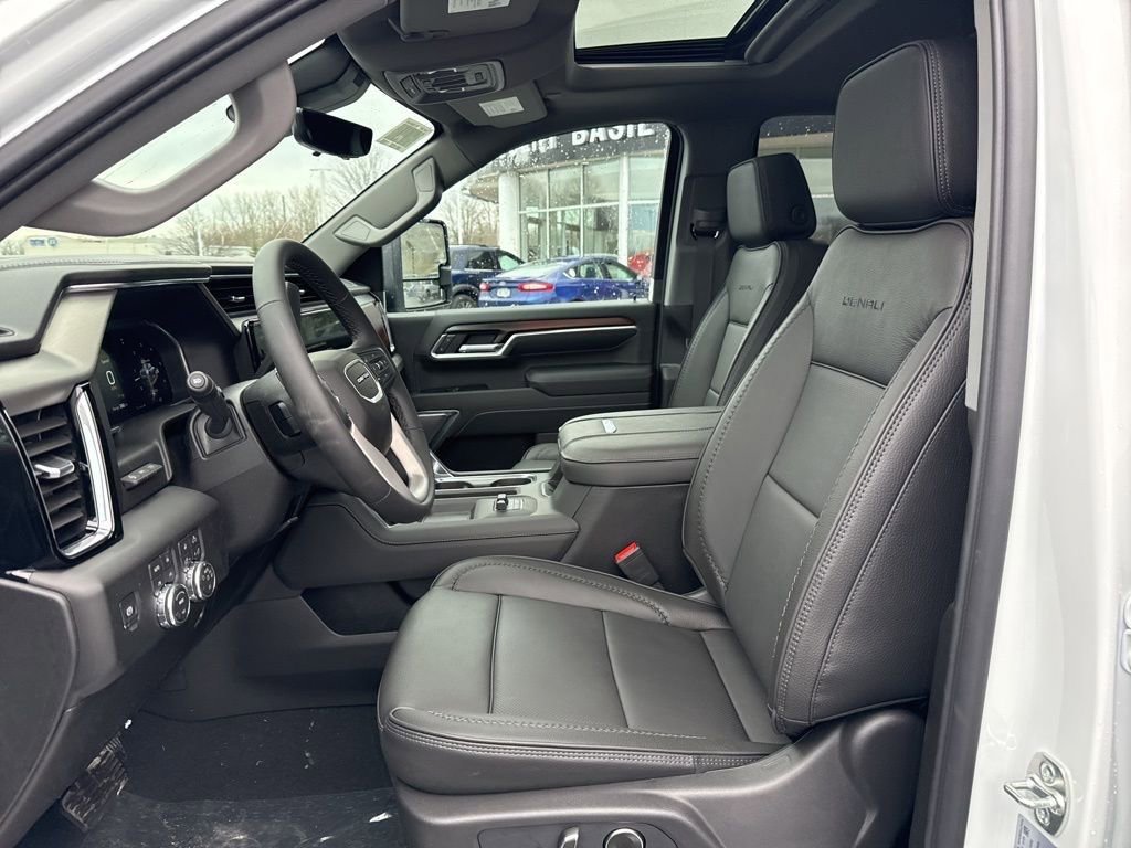 New 2026 GMC Sierra 2500 Denali w/ Denali Reserve Package image 9