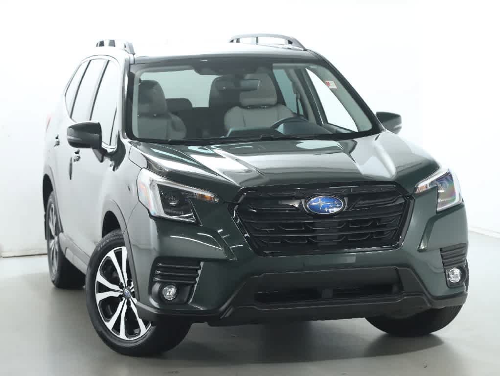 Used 2024 Subaru Forester Limited AWD/4WD image 2