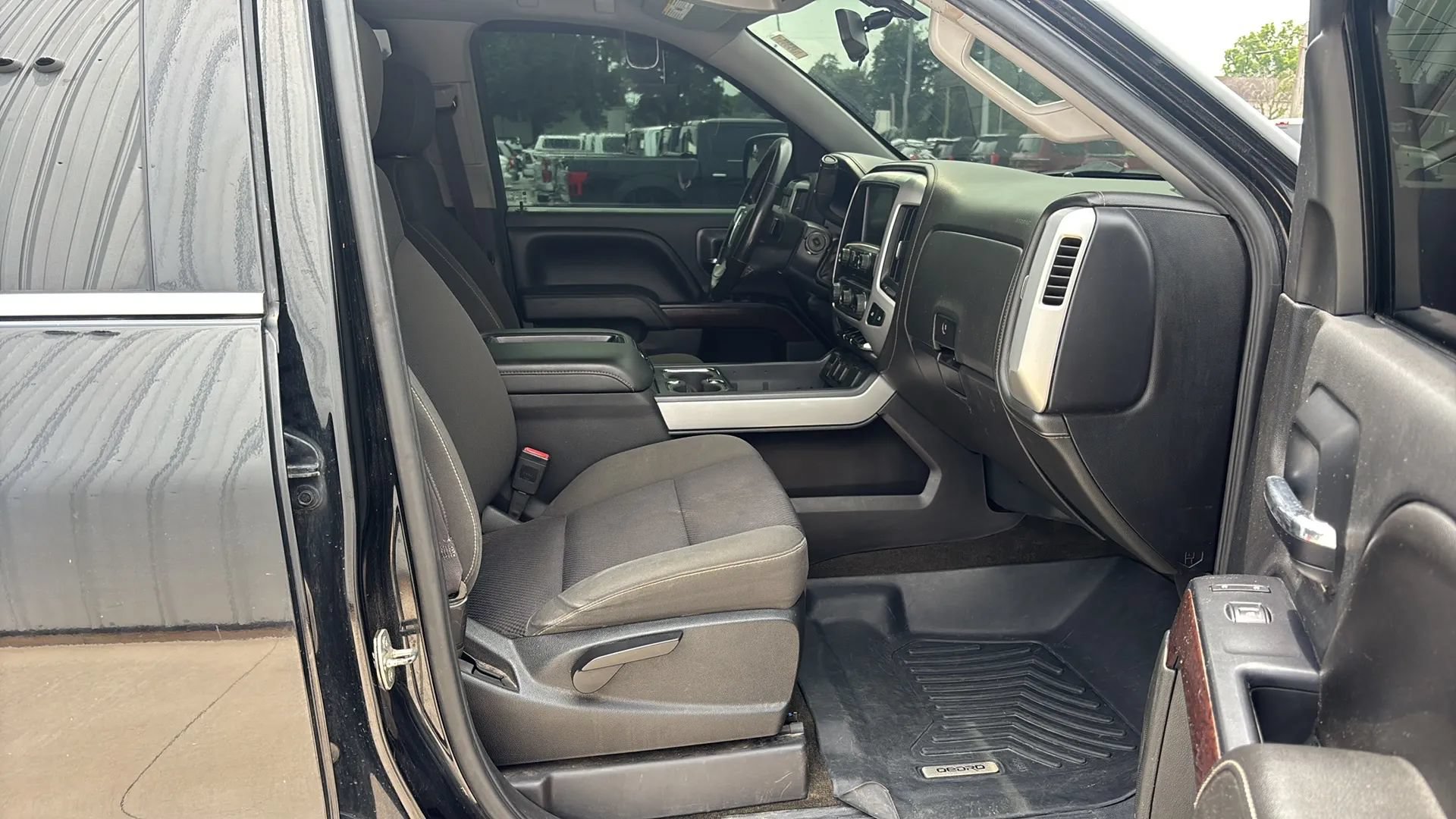 Used 2015 GMC Sierra 1500 SLE w/ SLE Value Package AWD/4WD image 15