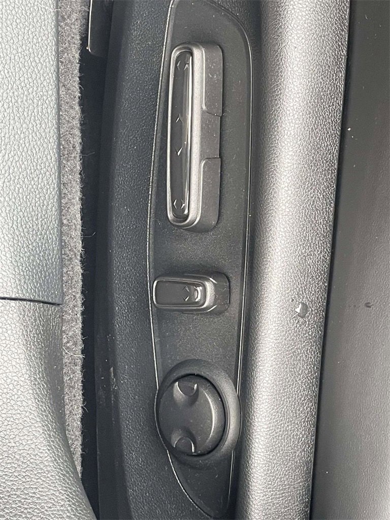 Used 2024 Honda Accord Touring image 14