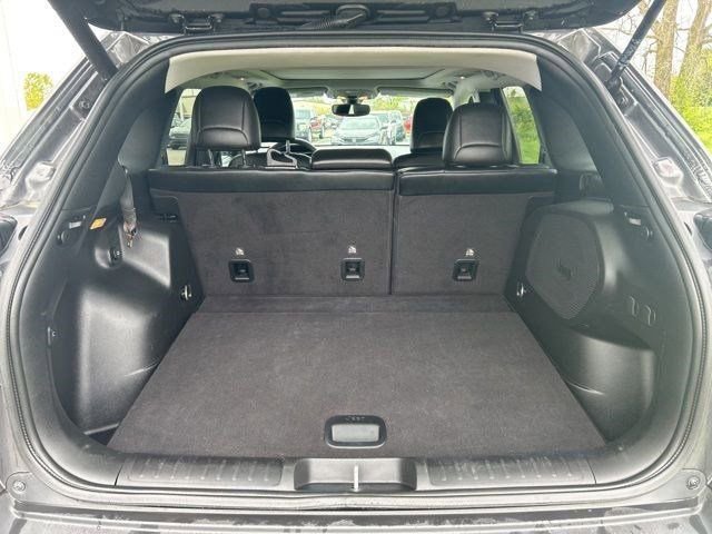 Used 2022 Jeep Cherokee Latitude Lux w/ Sun & Sound Group AWD/4WD image 39