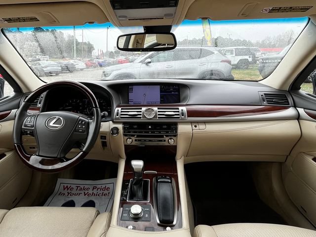 Used 2013 Lexus LS 460 AWD w/ Comfort Pkg image 14