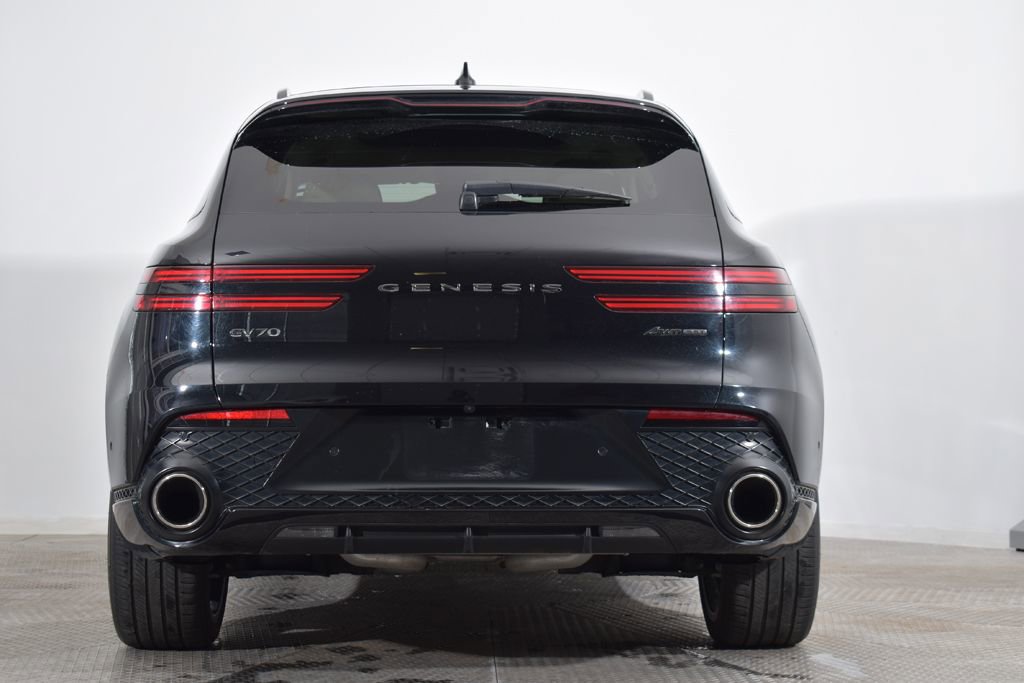 Used 2024 Genesis GV70 3.5T Sport w/ Sport Prestige Package image 4