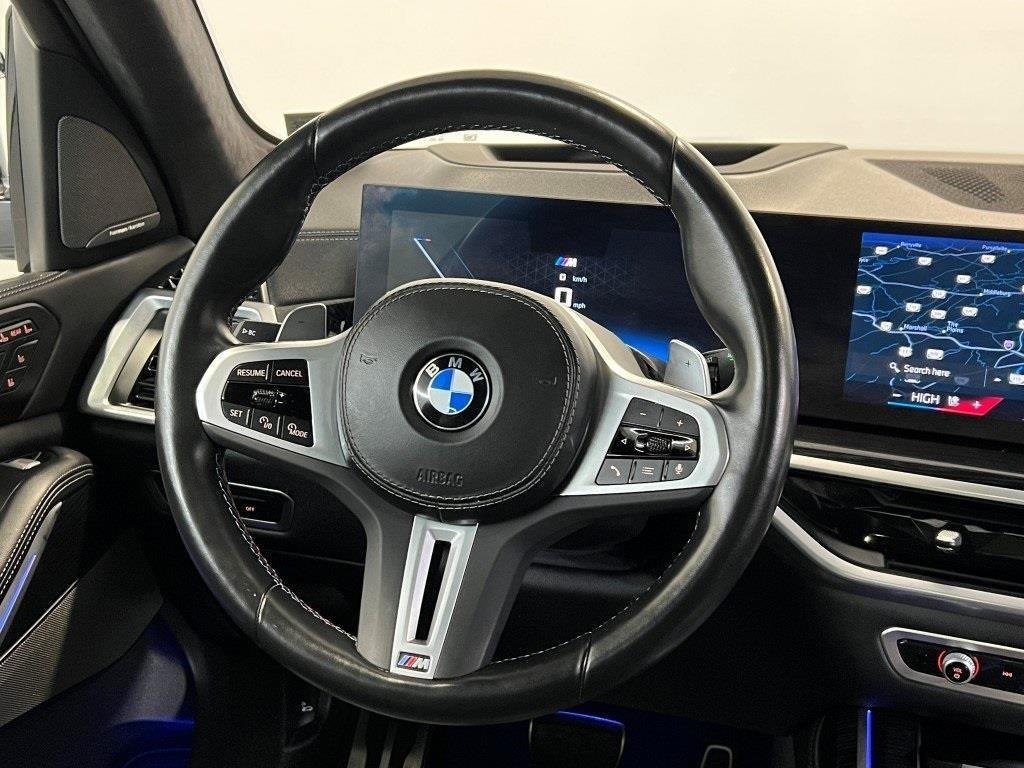 Used 2024 BMW X7 M60i w/ Executive Package image 22