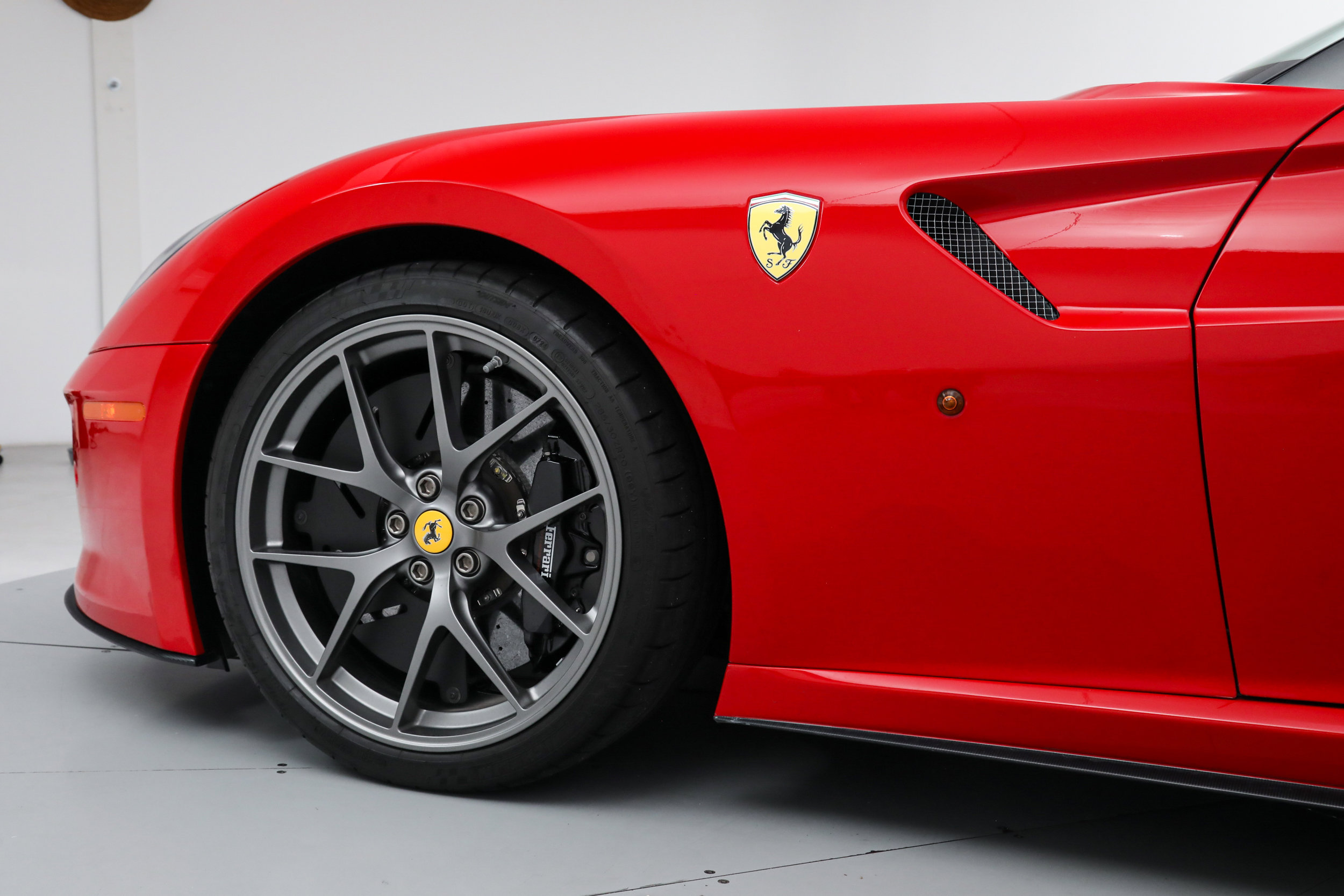 Used 2011 Ferrari 599 GTO RWD image 16