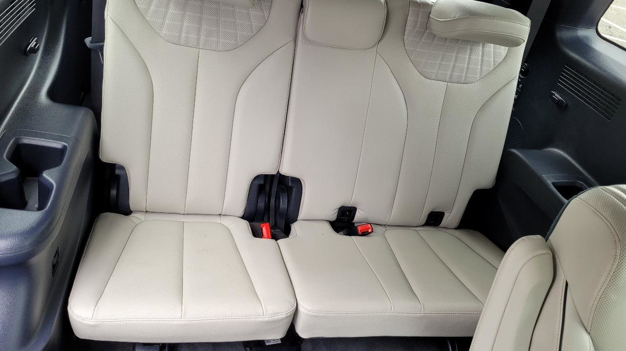 Used 2024 Hyundai Palisade Limited FWD image 22
