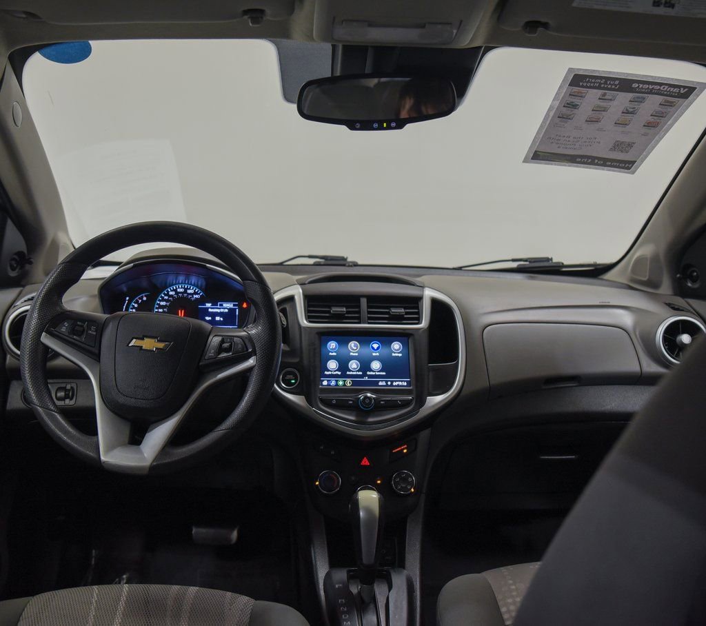 Used 2020 Chevrolet Sonic LT image 21