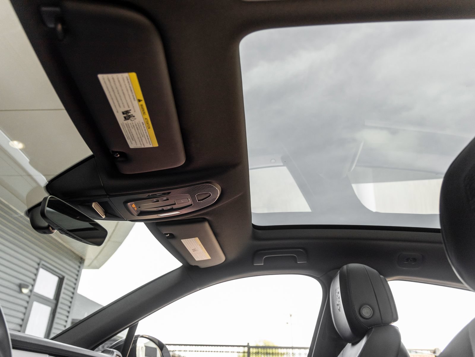 Certified 2025 Porsche Cayenne S AWD/4WD image 24