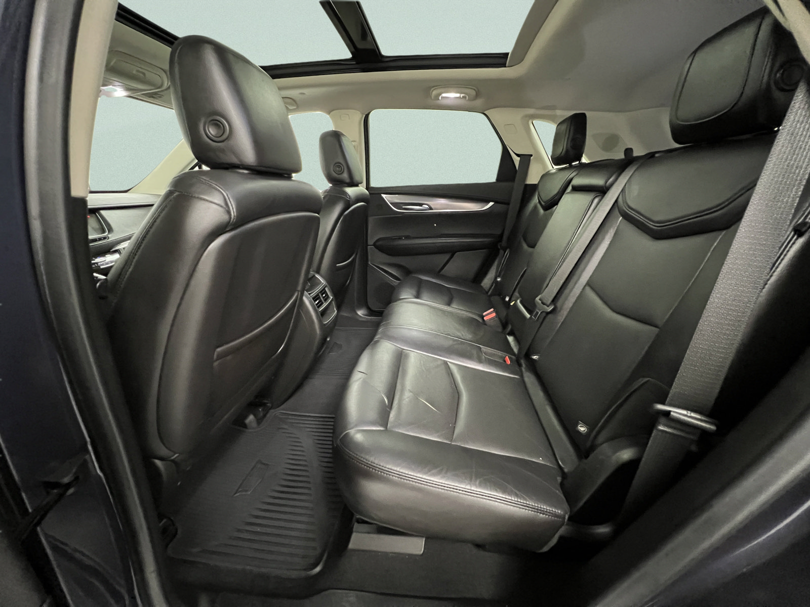 Used 2019 Cadillac XT5 Luxury FWD image 34