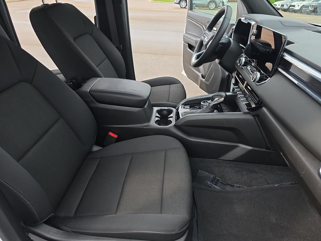 Certified 2024 GMC Canyon Elevation w/ Trailering Package AWD/4WD image 10