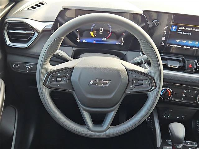 New 2026 Chevrolet TrailBlazer LT w/ Midnight Edition FWD image 11
