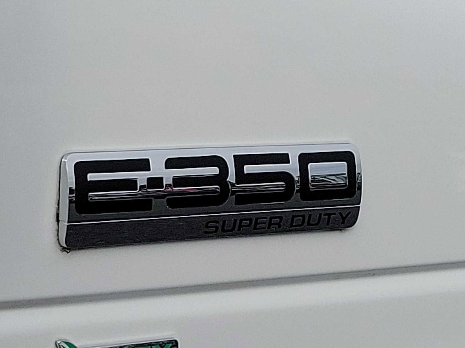 Used 2017 Ford E-350 and Econoline 350 Super Duty w/ Power Windows & Locks Group image 28