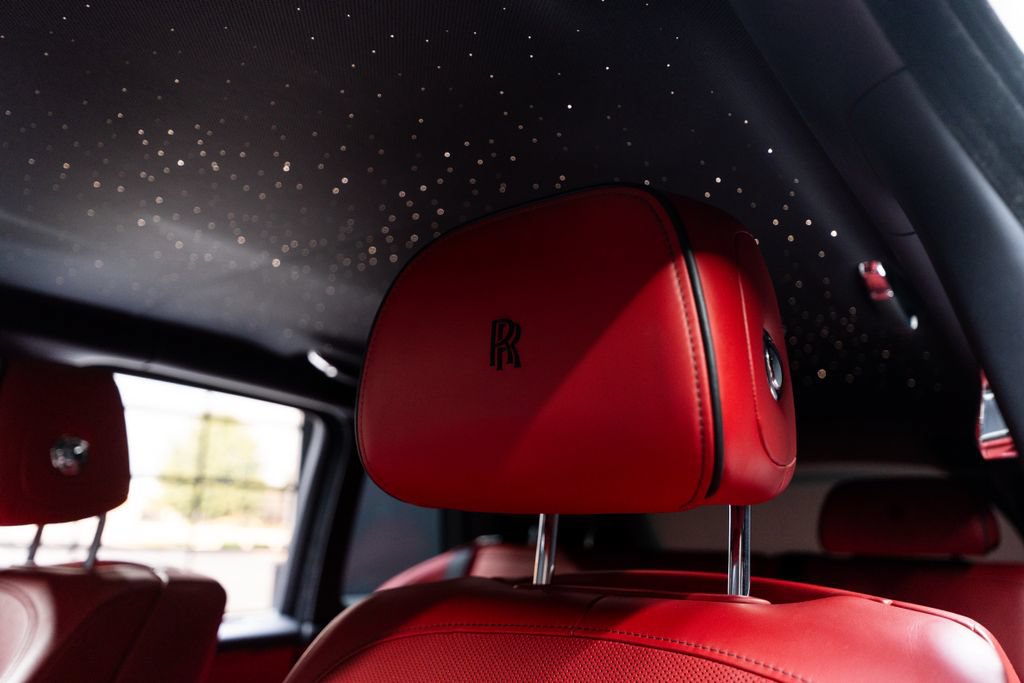 Used 2022 Rolls-Royce Cullinan AWD/4WD image 31