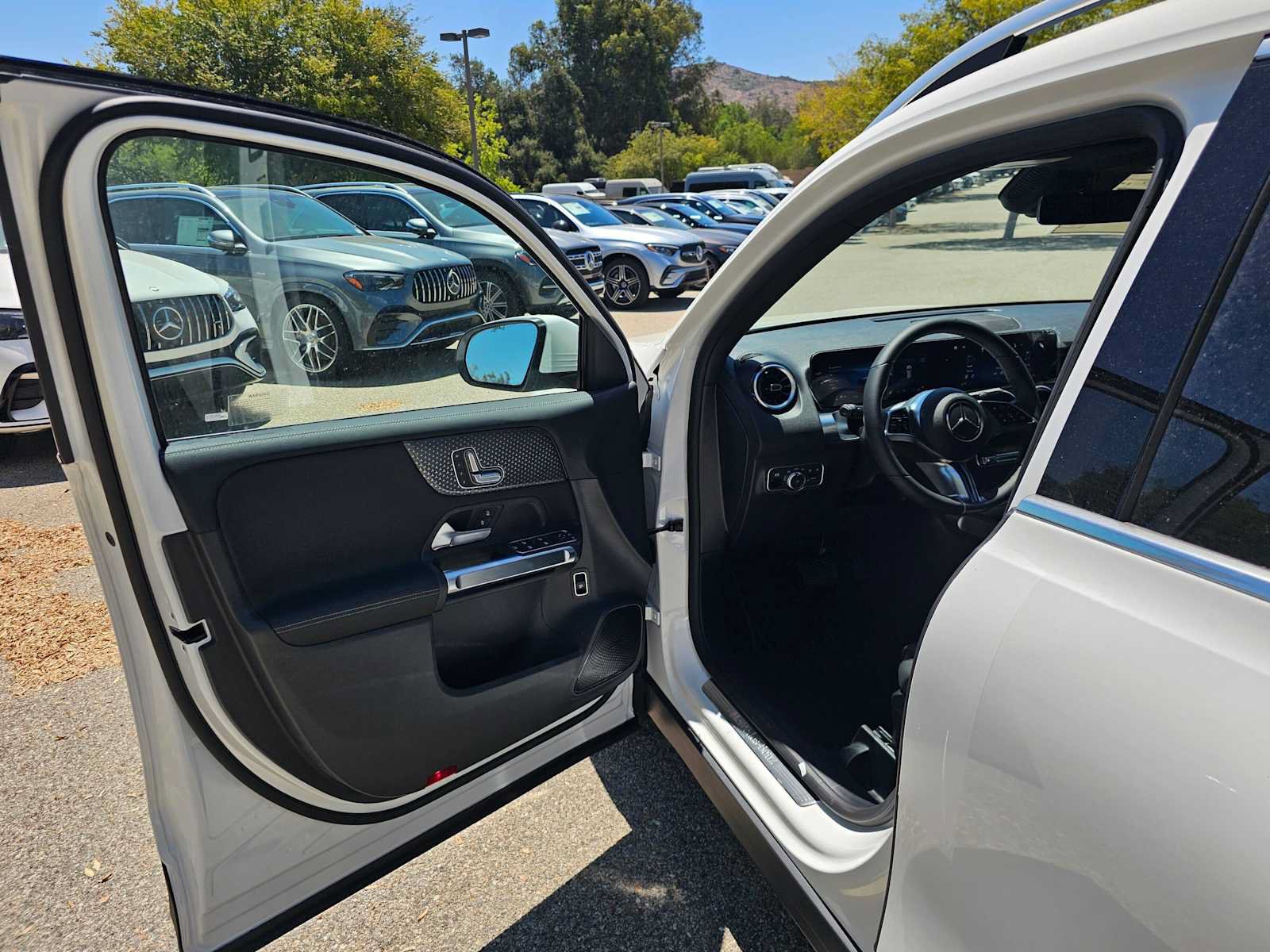 New 2026 Mercedes-Benz GLB 250 image 19