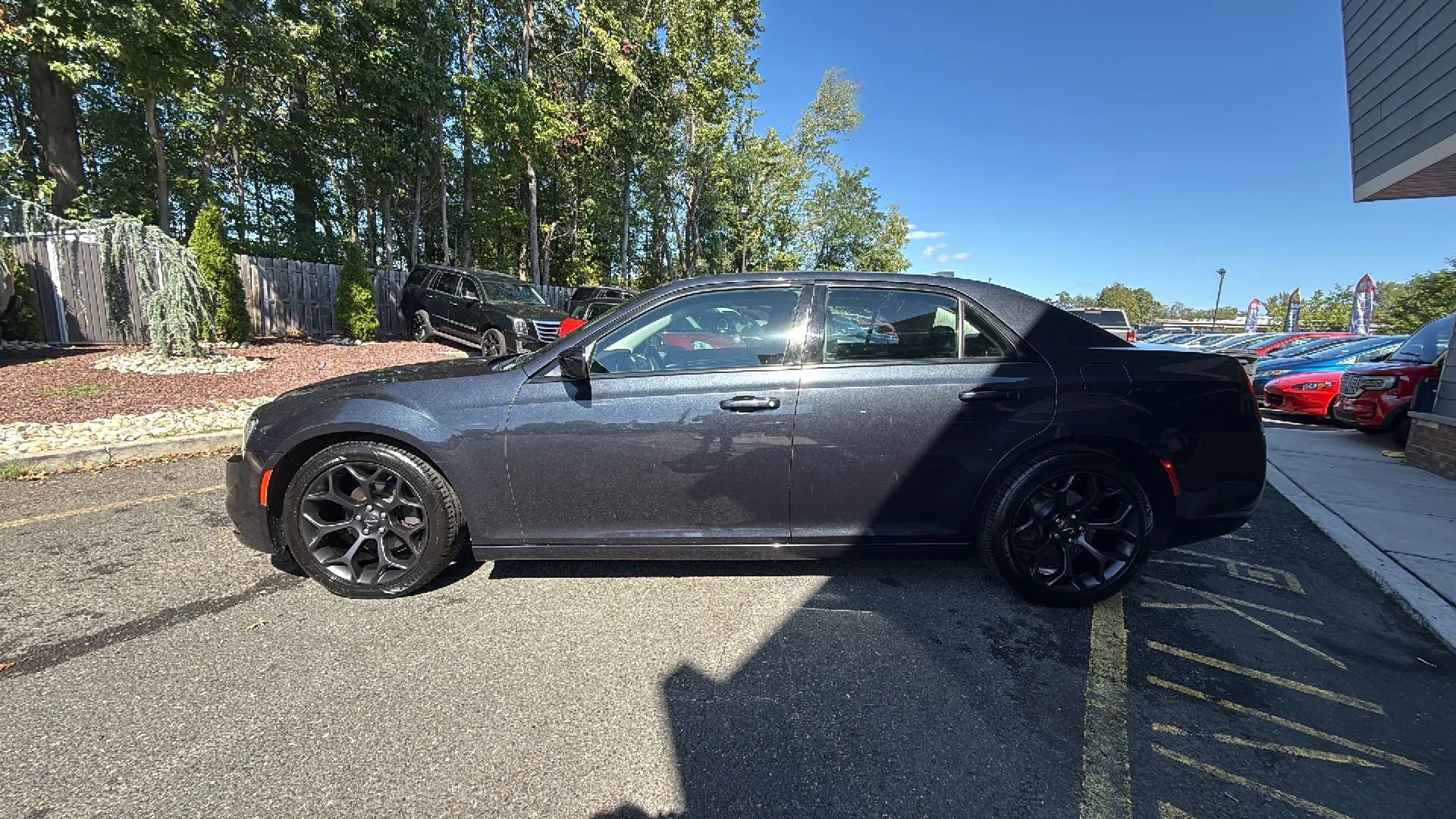 Used 2019 Chrysler 300 Touring w/ Sport Appearance Package image 3