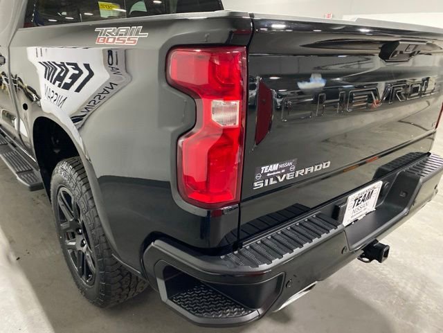 Used 2023 Chevrolet Silverado 1500 LT Trail Boss w/ Convenience Package II AWD/4WD image 28