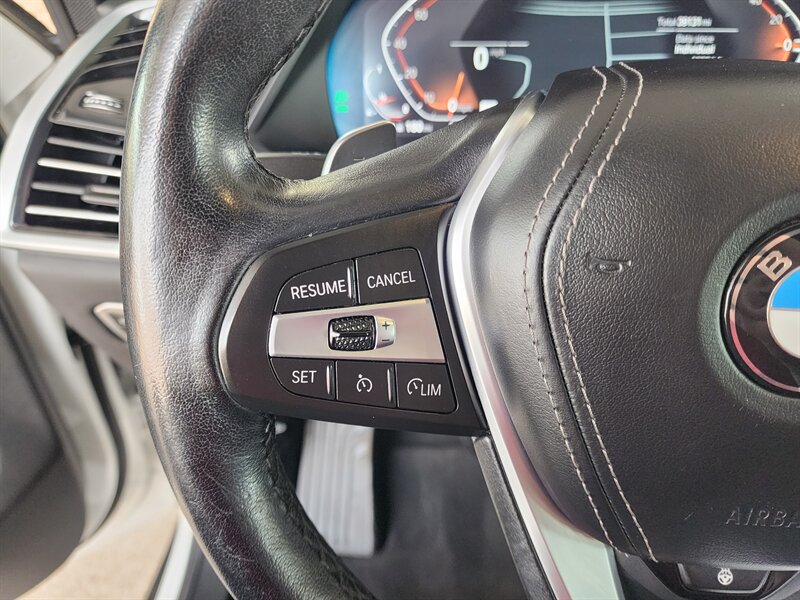Used 2021 BMW X5 xDrive40i w/ Convenience Package AWD/4WD image 35