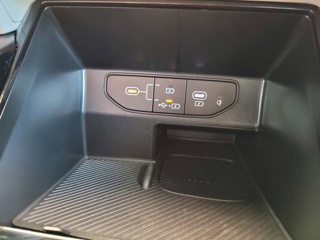 Used 2025 Kia Sorento SX FWD image 25