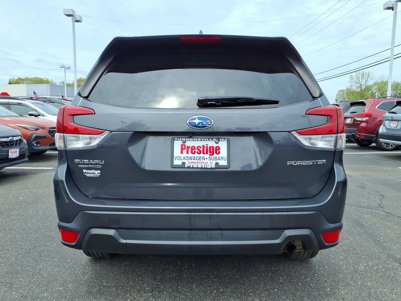 Certified 2022 Subaru Forester Premium AWD/4WD image 3