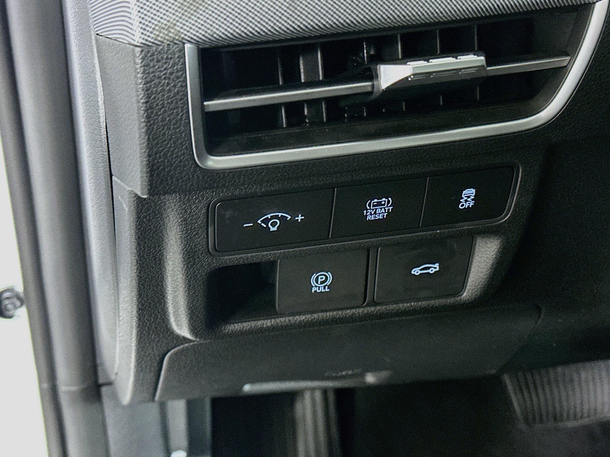 Used 2026 Hyundai Sonata Blue FWD image 17