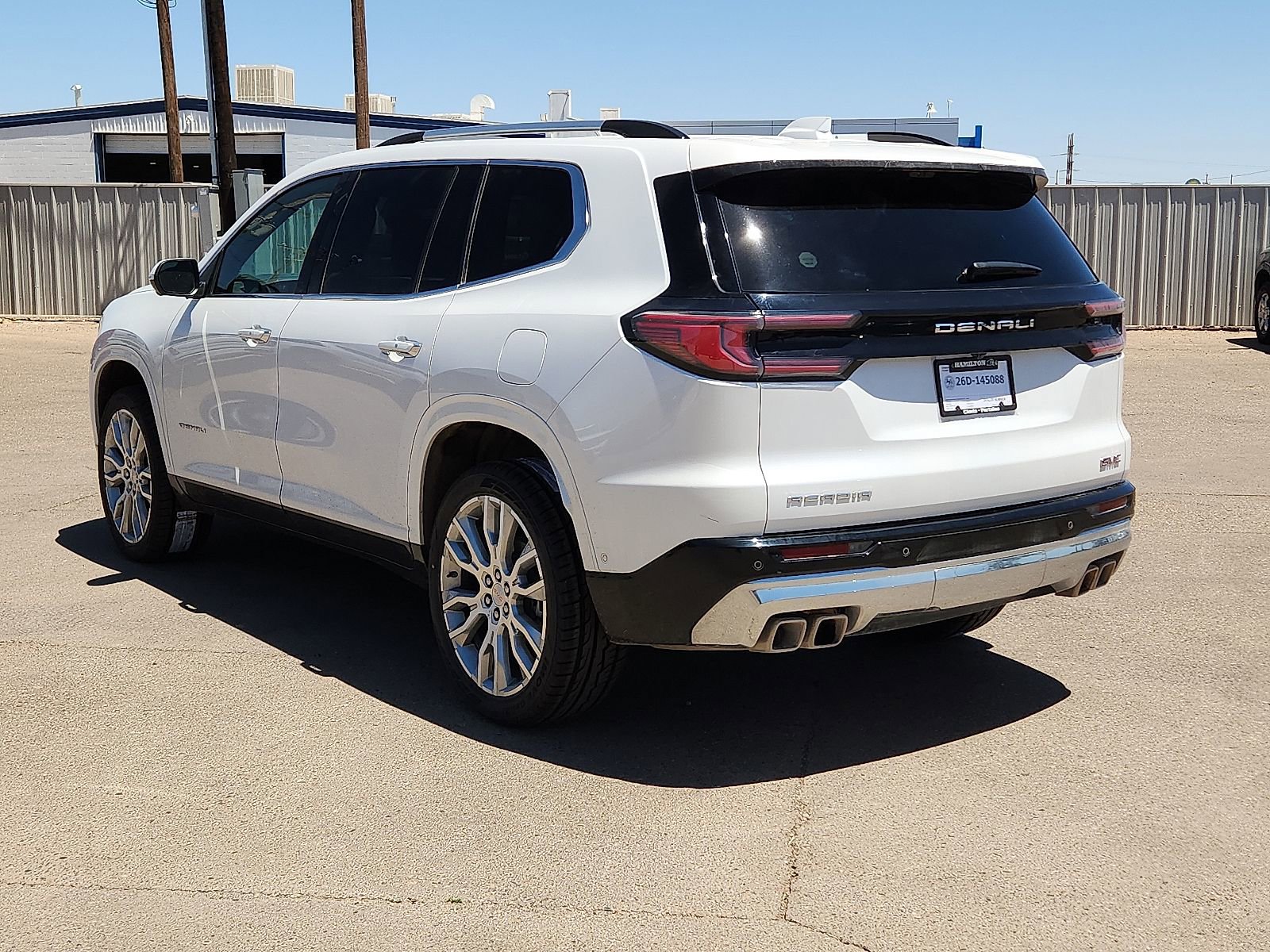 Used 2024 GMC Acadia Denali w/ Super Cruise Package FWD image 3
