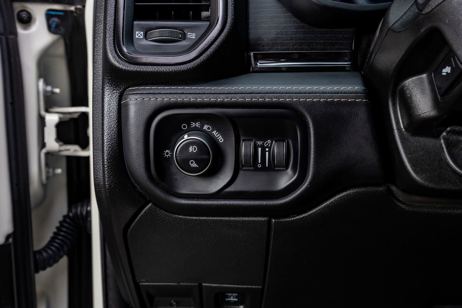 Used 2024 RAM 3500 Limited w/ Night Edition AWD/4WD image 22