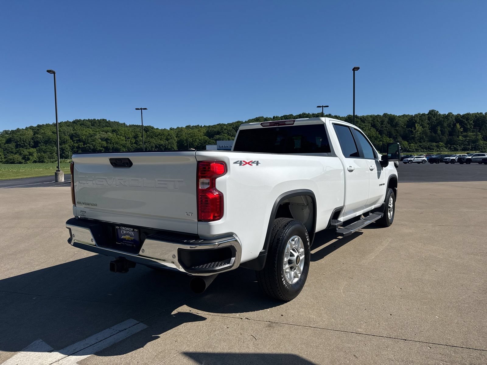 Used 2025 Chevrolet Silverado 2500 LT w/ Safety Package AWD/4WD image 4
