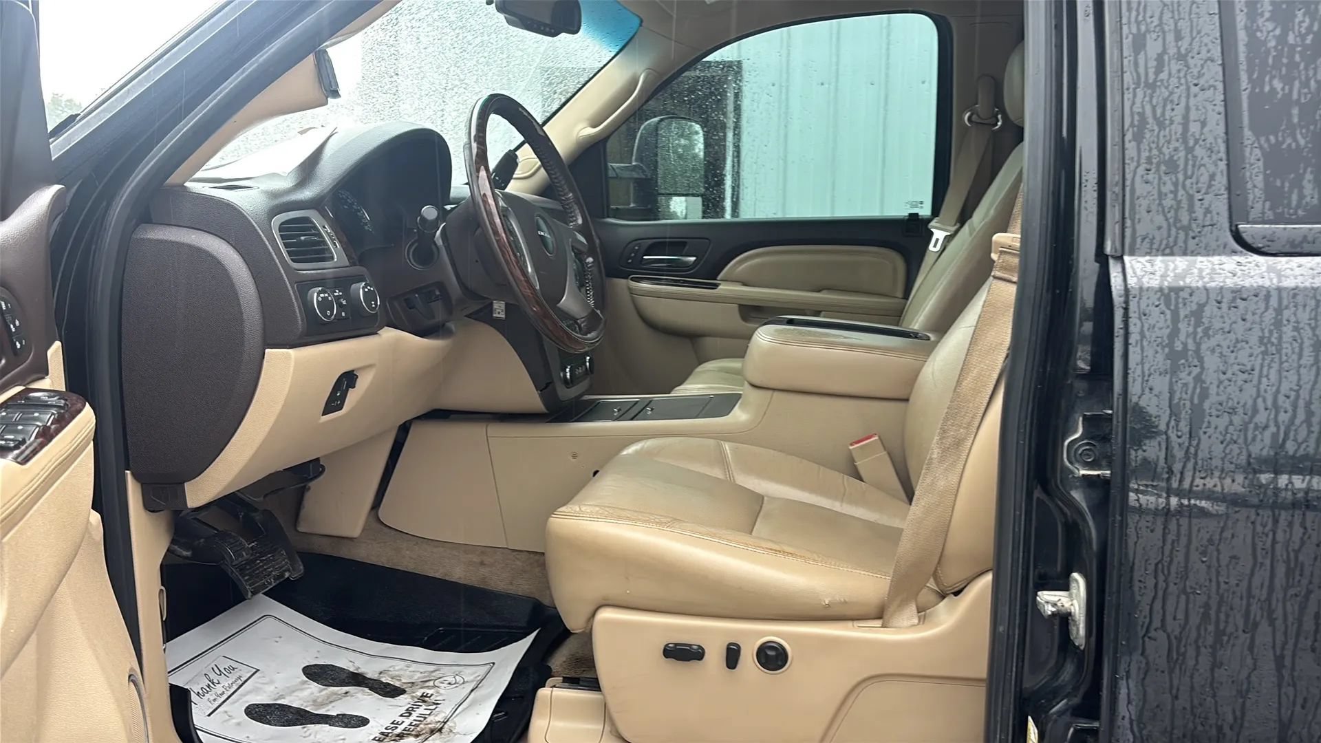 Used 2013 GMC Sierra 2500 Denali w/ Suspension Package, Off-Road AWD/4WD image 17