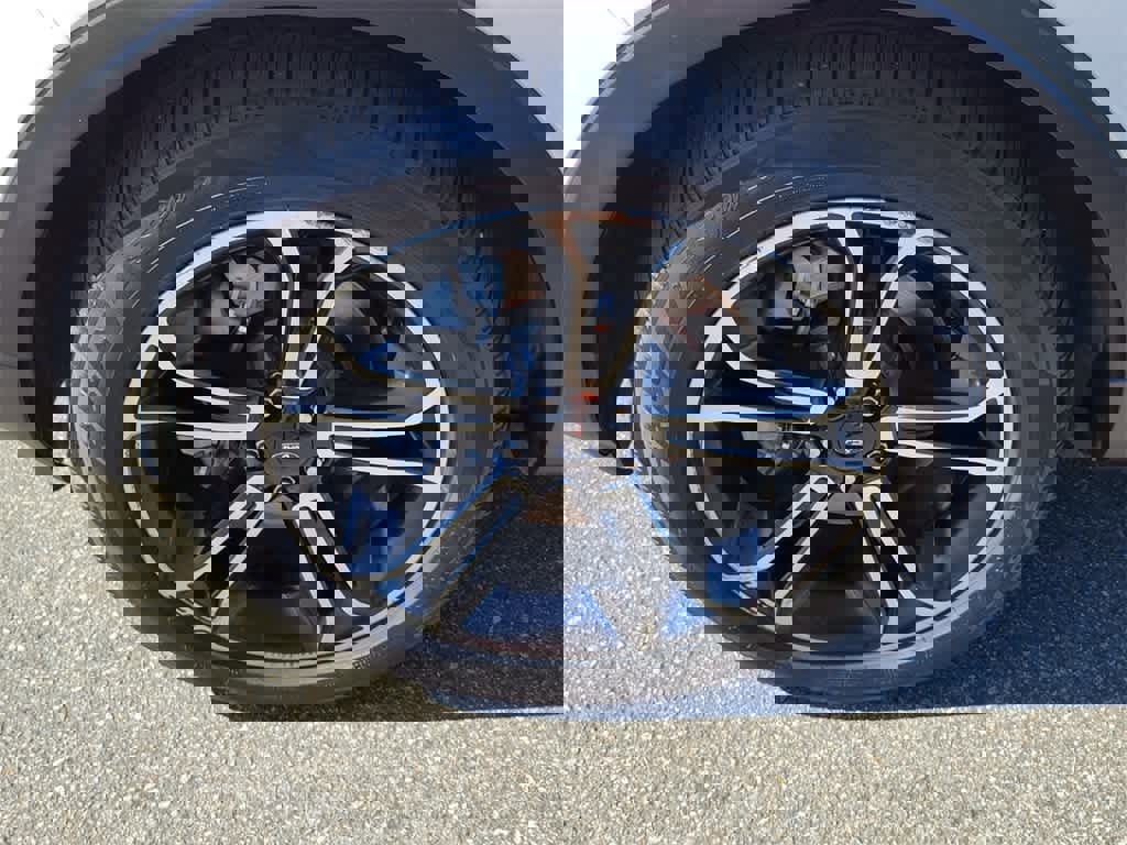 Used 2015 Ford Explorer Sport w/ Equipment Group 401A image 9