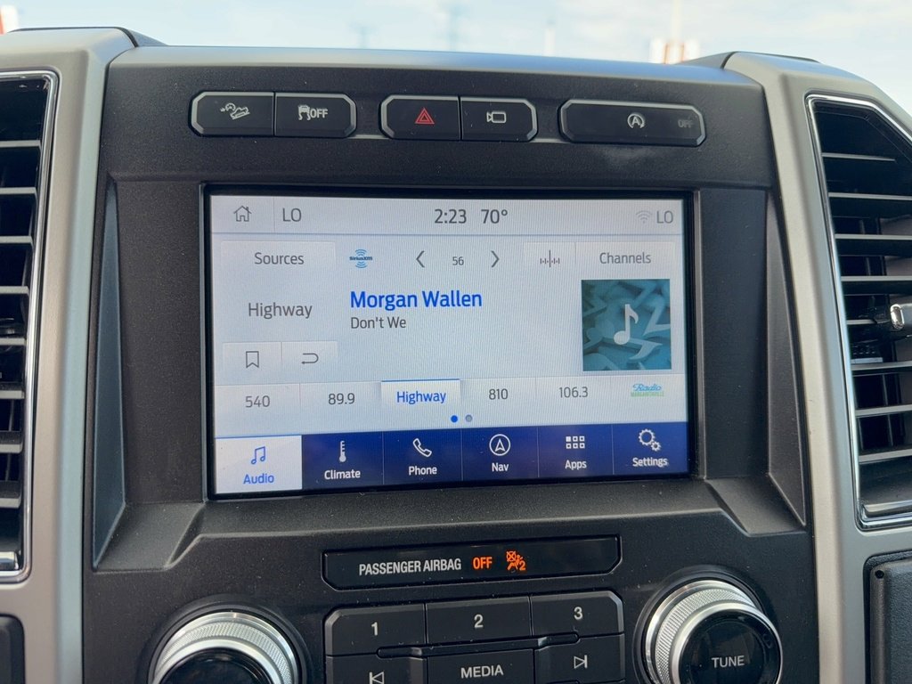 Certified 2019 Ford F150 Lariat w/ Equipment Group 502A Luxury image 15