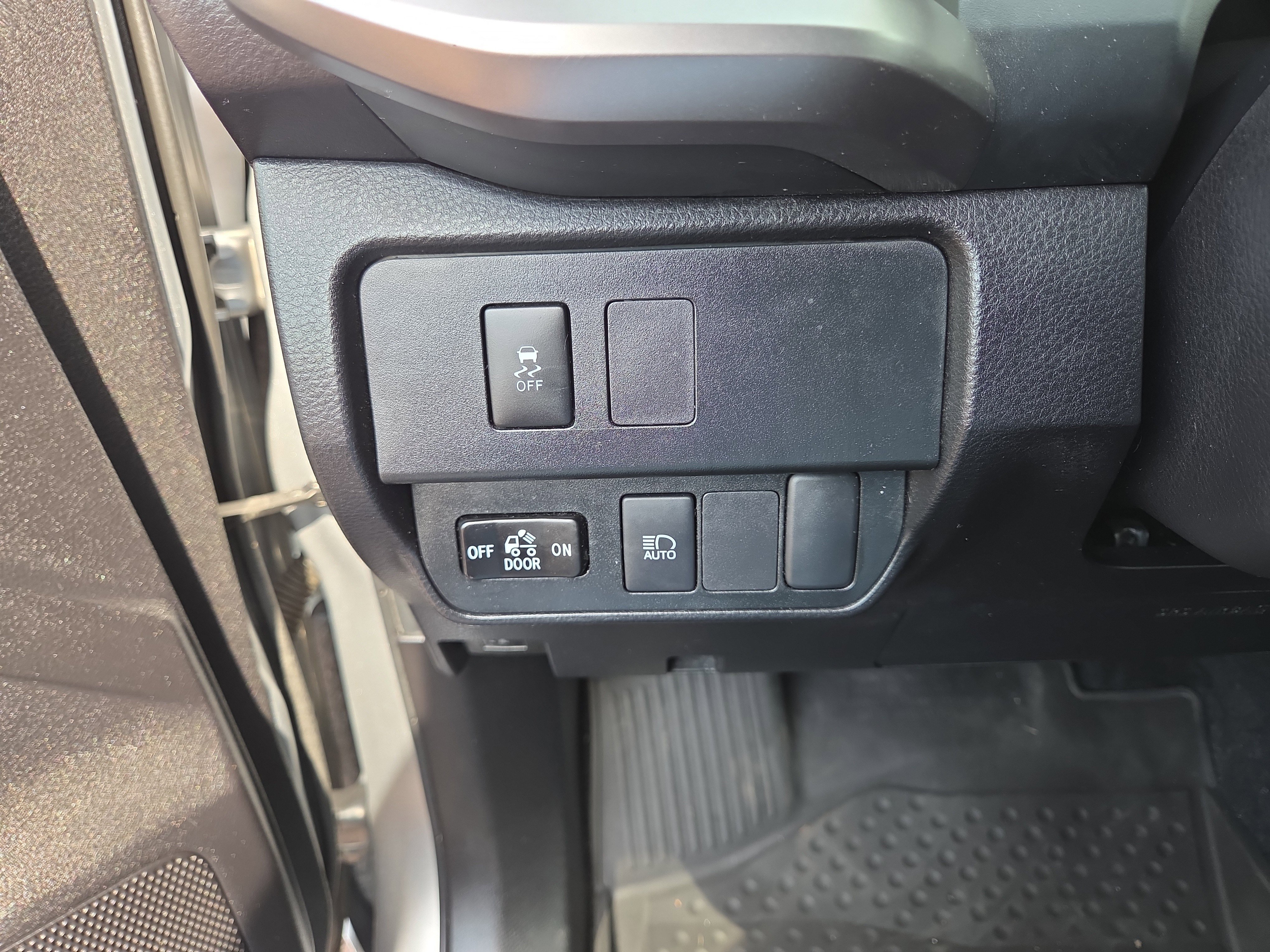 Certified 2023 Toyota Tacoma SR5 image 27