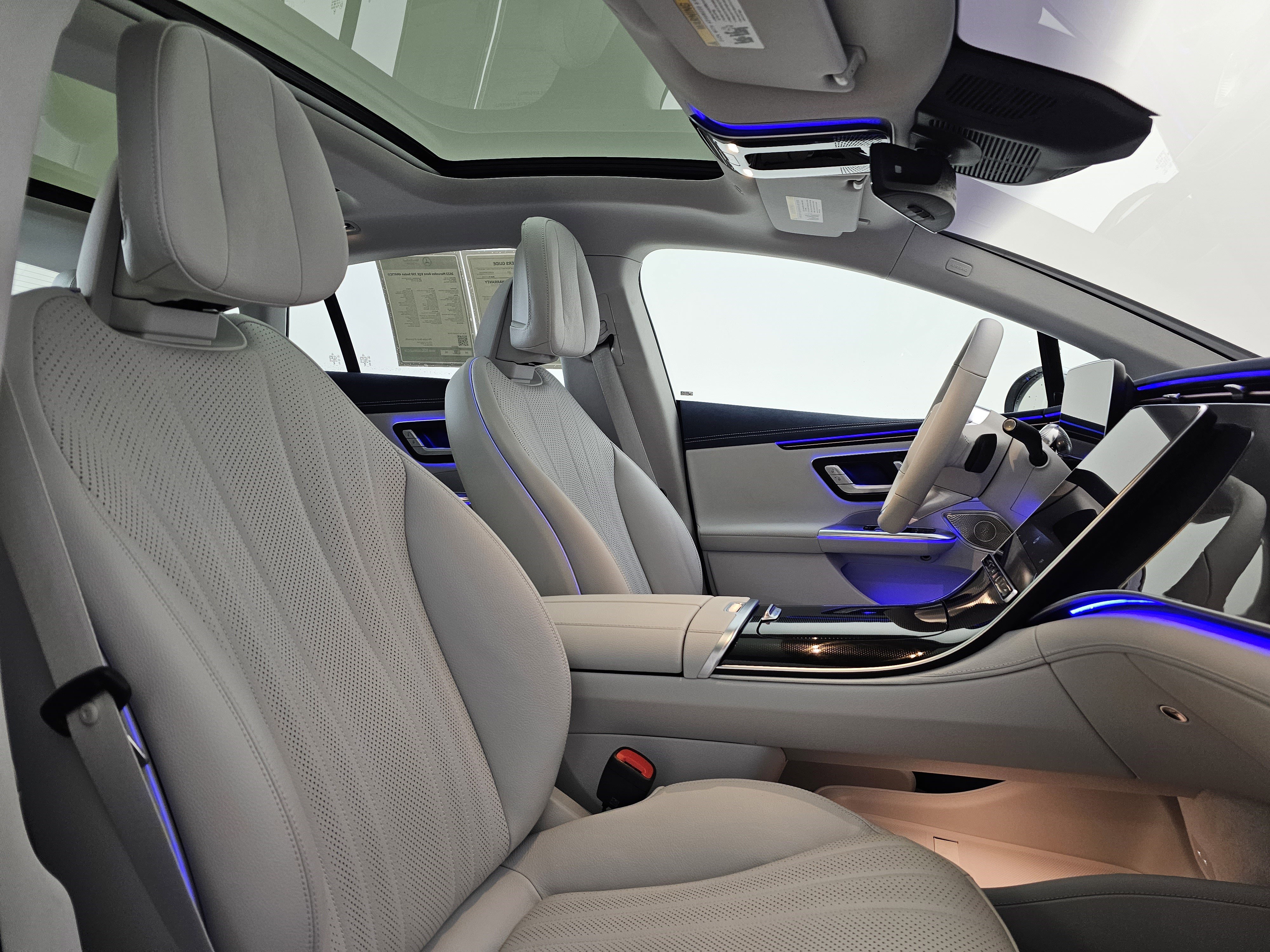 Used 2023 Mercedes-Benz EQE 350+ 4MATIC Sedan image 18