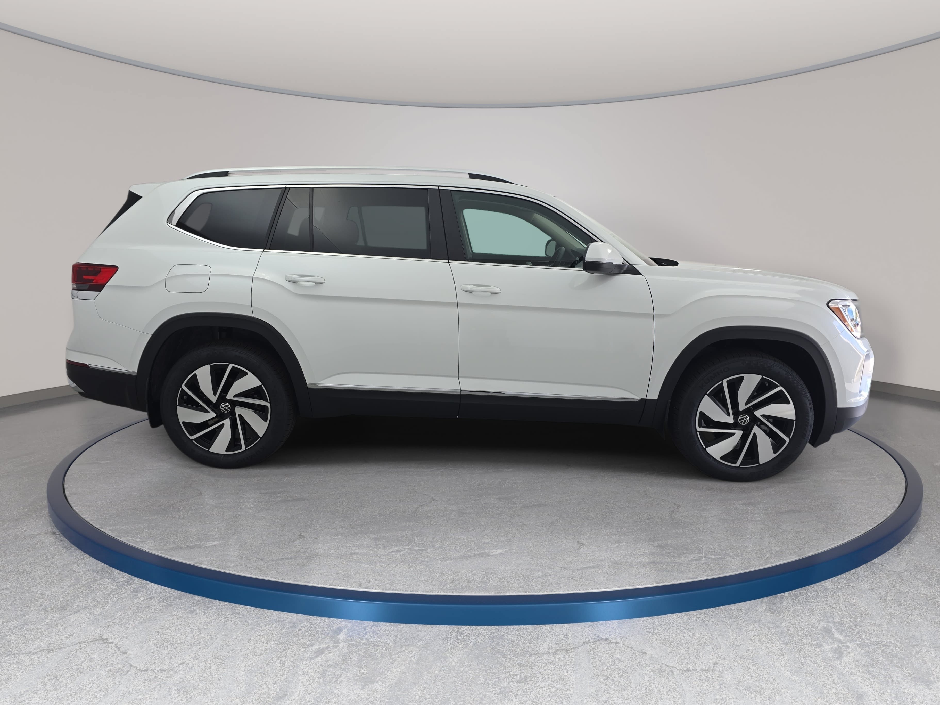 New 2026 Volkswagen Atlas SEL AWD/4WD image 4