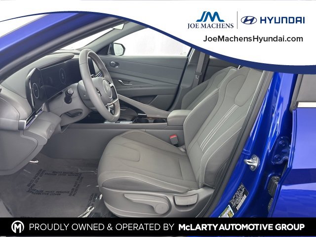 Used 2024 Hyundai Elantra SEL w/ Convenience Package image 26