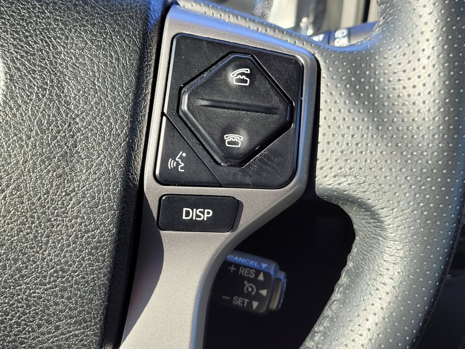 Used 2019 Toyota 4Runner Limited AWD/4WD image 8