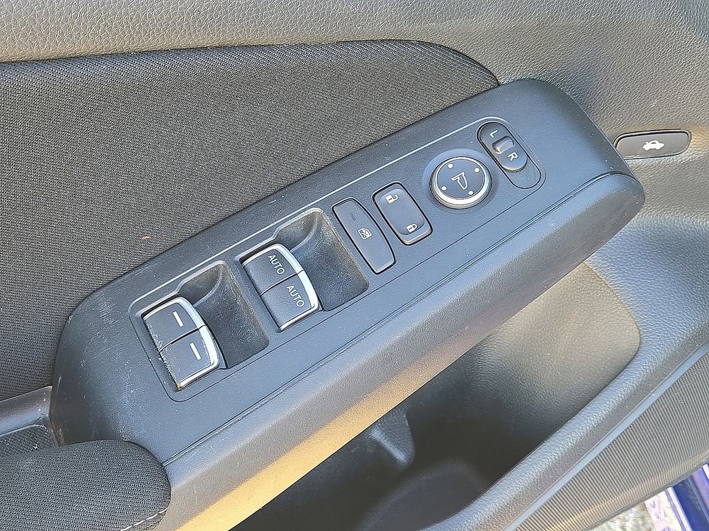 Used 2023 Honda Civic Sport image 22