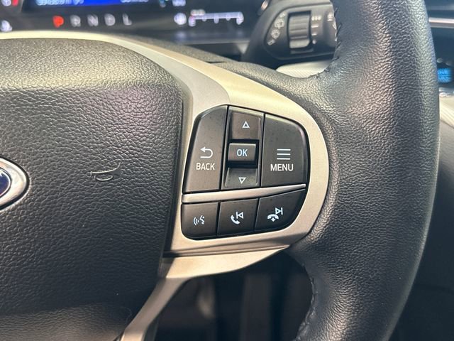 Used 2023 Ford Explorer XLT w/ Equipment Group 202A AWD/4WD image 36