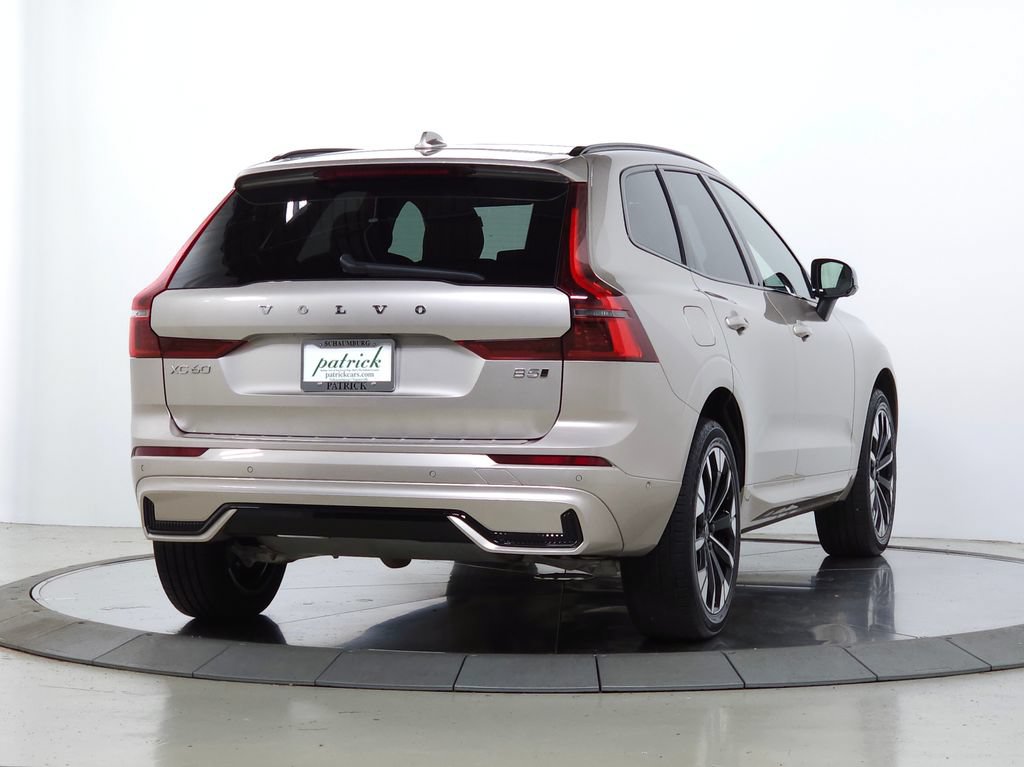 Used 2026 Volvo XC60 B5 Plus AWD/4WD image 10